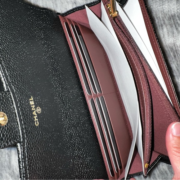 CHANEL LONG CLASSIC FLAP WALLET CAVIAR SKIN CC LOGO - Picture 10 of 11